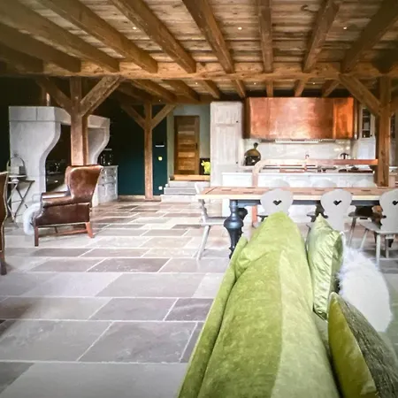 Dom wakacyjny New Luxury Chalet Ami Near Slopes By Nest *